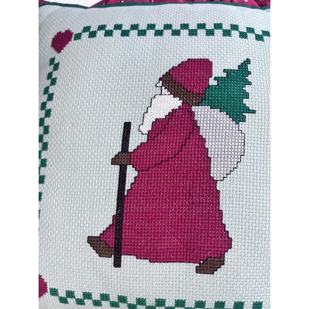 Vtg Handmade Needlepoint Santa Holiday Christmas Pillow Red Green Homespun Heart